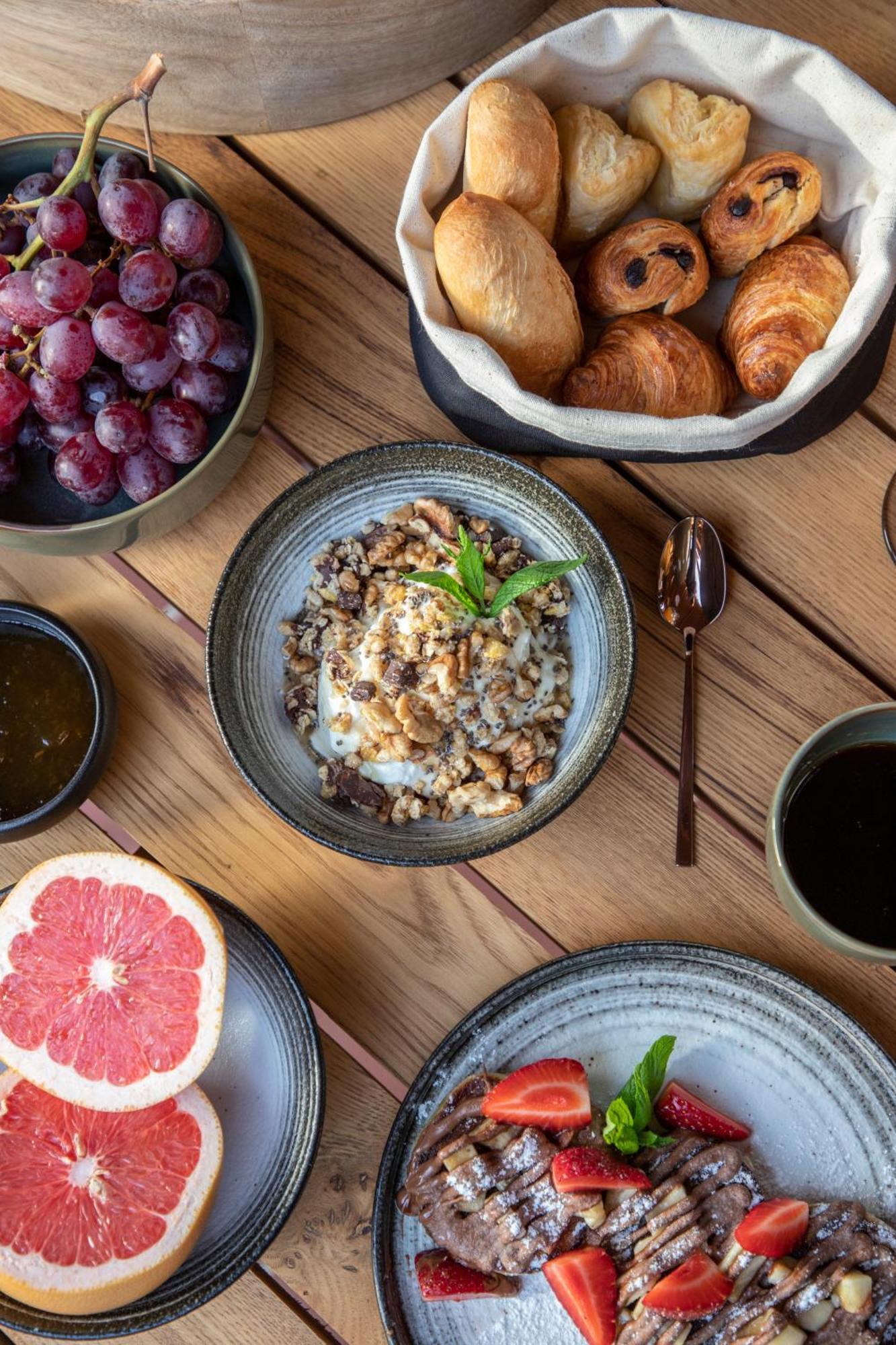 Serra Exclusive Suites Akrotírion 外观 照片